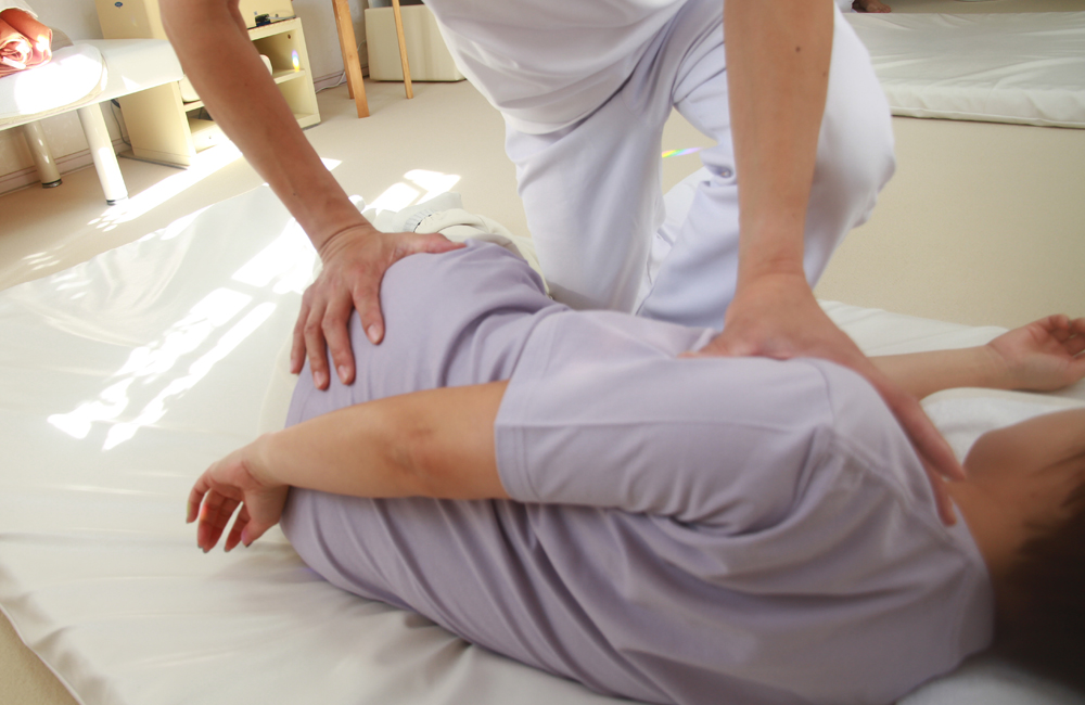 虹治療院　骨盤調整